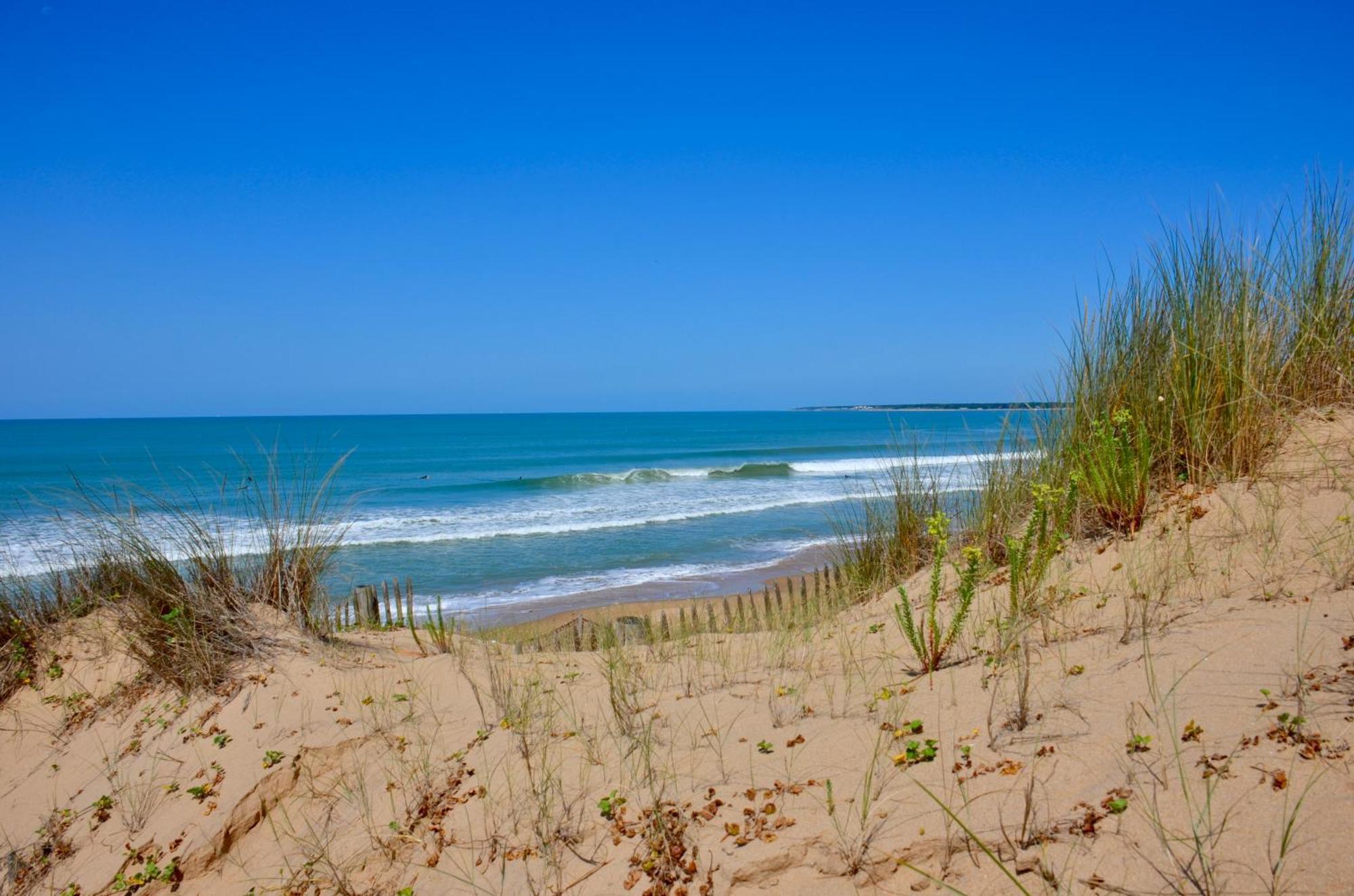 Camping Le Clos Des Pins Longeville-sur-Mer Εξωτερικό φωτογραφία