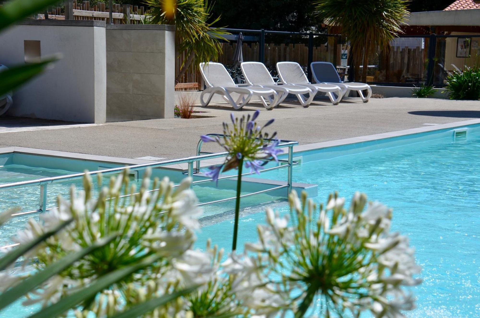 Camping Le Clos Des Pins Longeville-sur-Mer Εξωτερικό φωτογραφία